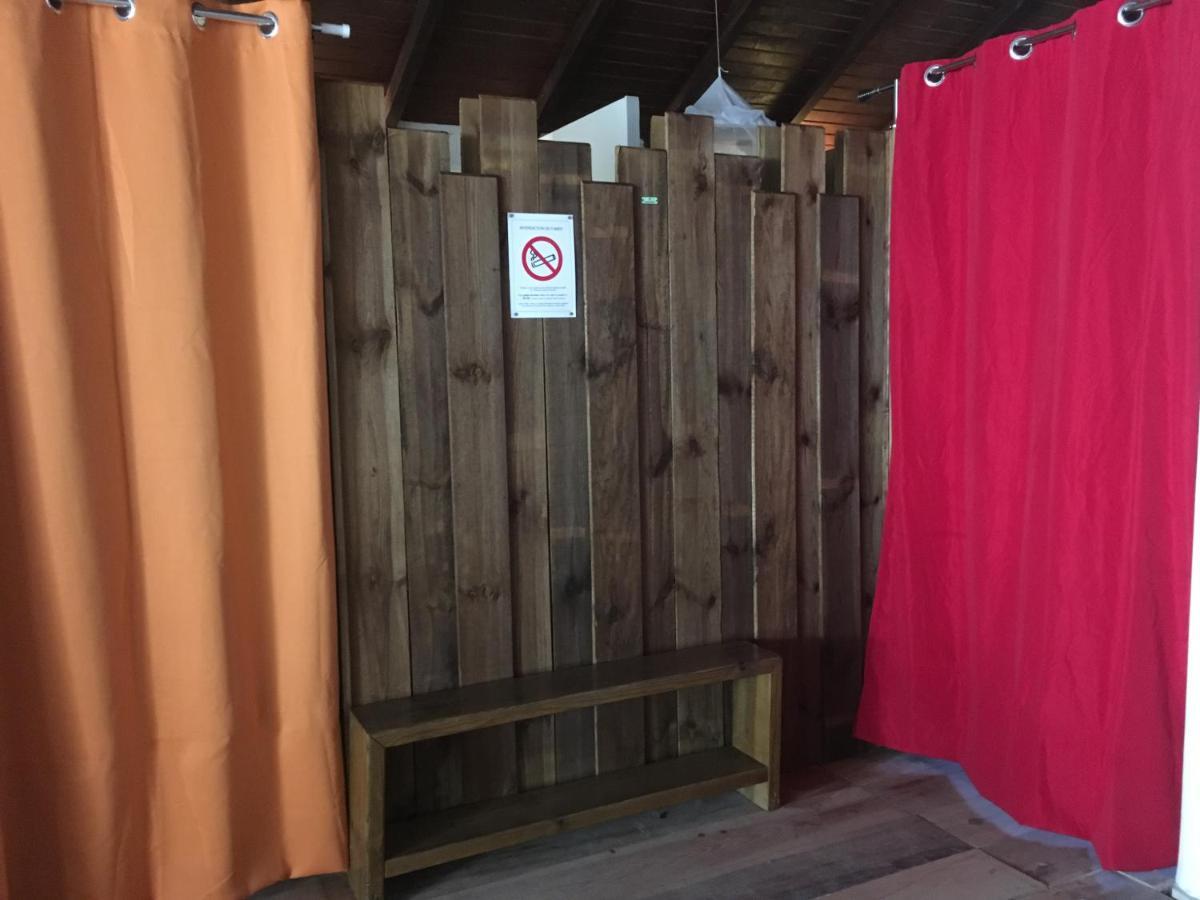 Jacktavern - Auberge De Jeunesse Pointe-Noire Zewnętrze zdjęcie